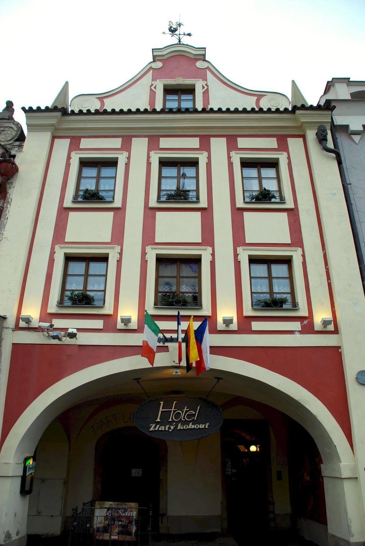 מלאדה בולסלאב Hotel Zlaty Kohout מראה חיצוני תמונה