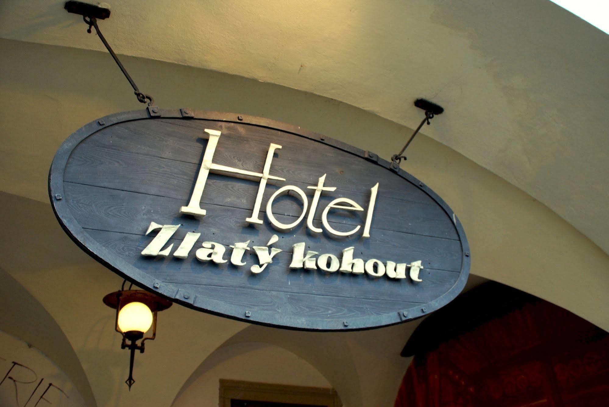 מלאדה בולסלאב Hotel Zlaty Kohout מראה חיצוני תמונה